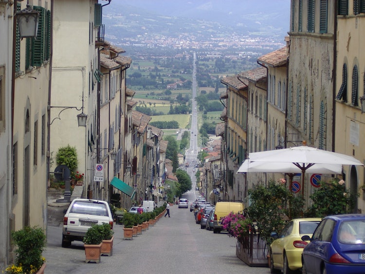 Main road from the valley to Anghiari