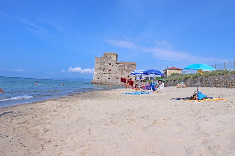 Best Beaches in Val di Cornia: Torre Mozza Beach