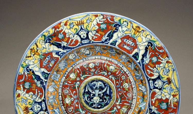 Detail of art at the Rosso di Montelupo ceramic platter