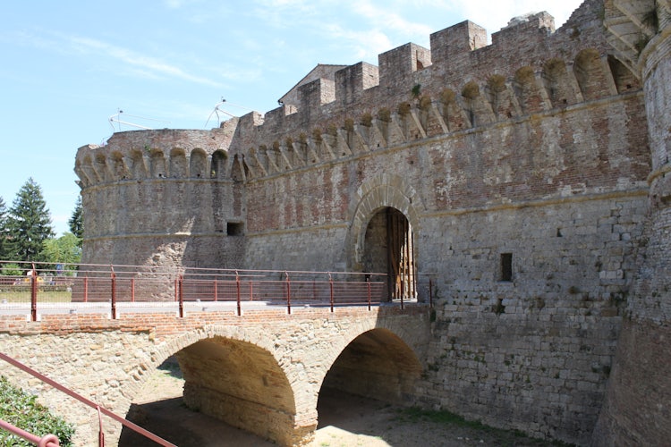 Driving day trips from San Gimignano:  Colle val d'Elsa