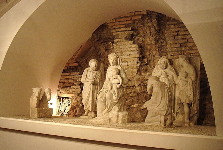 Arnolfo di Cambio and the first Nativity Scene in Italy