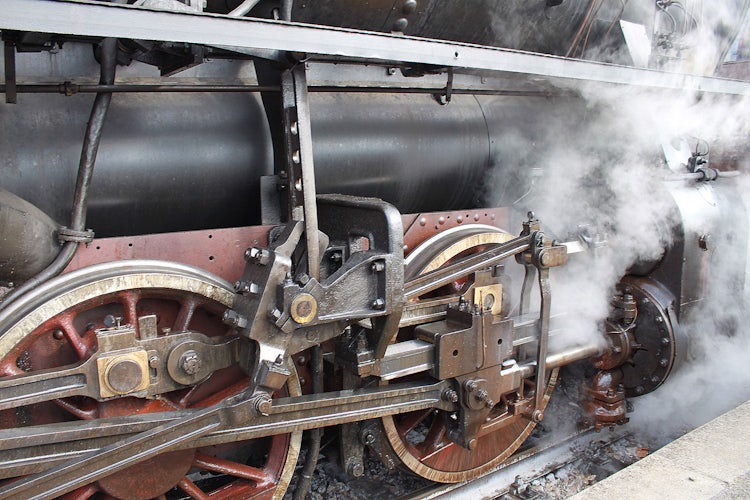 Steam Engine Travel in Tuscany