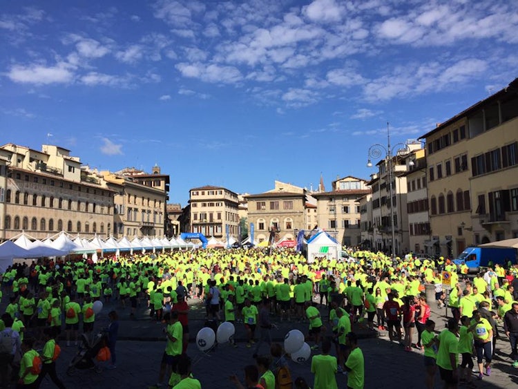 Discover Tuscany Team runs the marathon, like a DeeJay