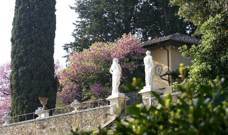 Bardini Gardens - Statues throughout the gardens