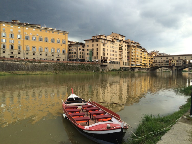 The Renaioli boat cruise along the Arno River