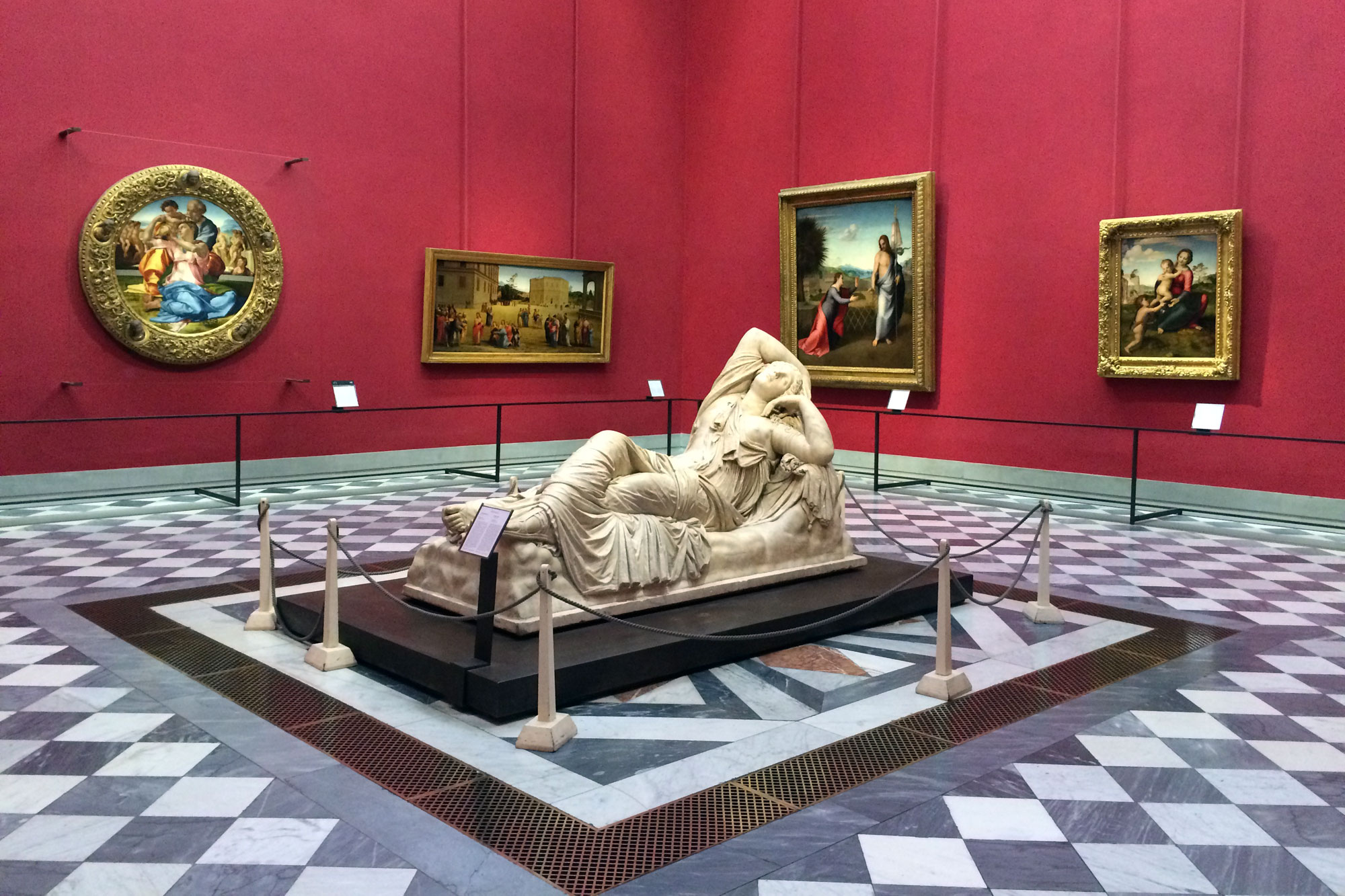 When was the museum opened. Музей галерея Уффици. Флоренция Италия музей Уффици. Galleria degli Uffizi музей. Музей Уффици во Флоренции картины.