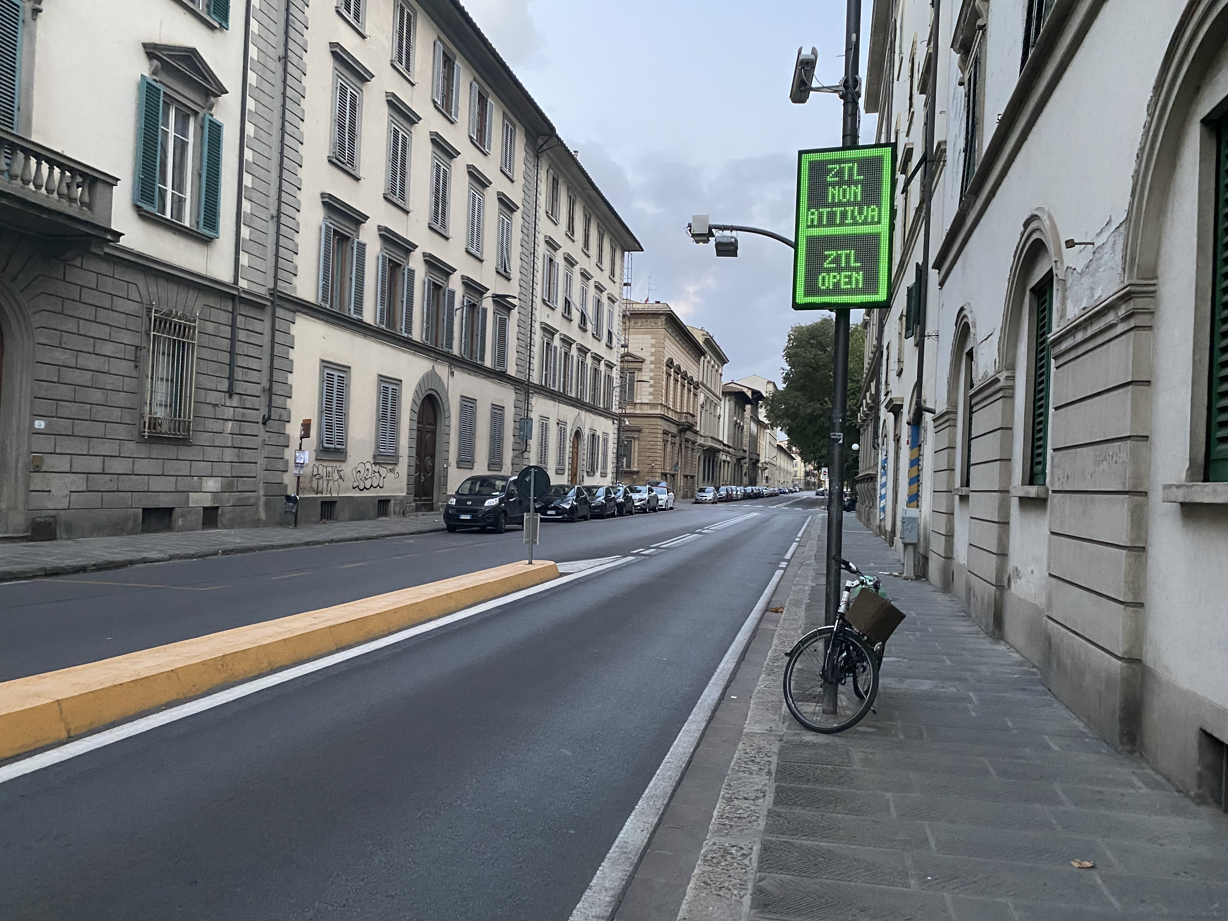 Driving in Florence Getting Around Florence with Car Moving Around