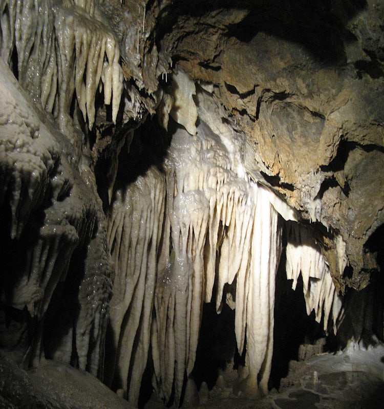 An Itinerary in Garfagnana: Visit Grotta del Vento