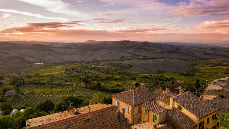 Paesaggi da sogno per una vacanza romantica in Toscana