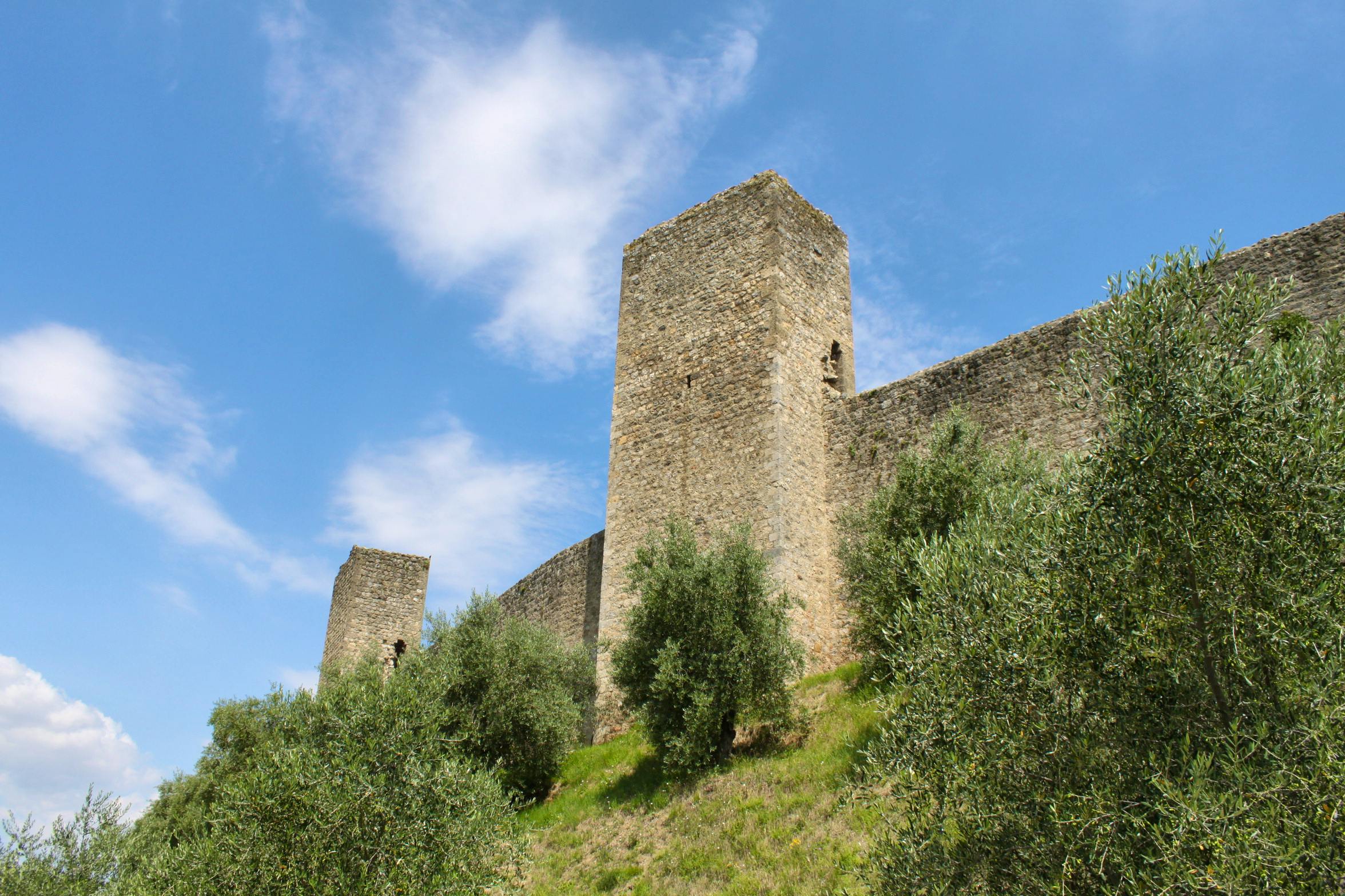 Monteriggioni Vicino Siena: Visita lo Splendido Borgo Fortificato inToscana