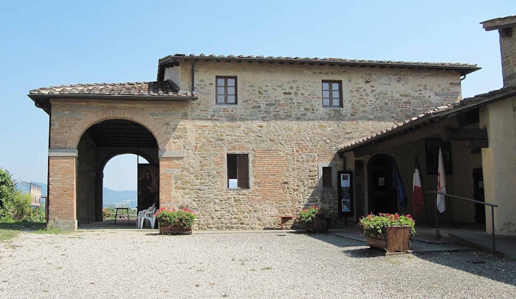 House of Giotto restructured in Mugello