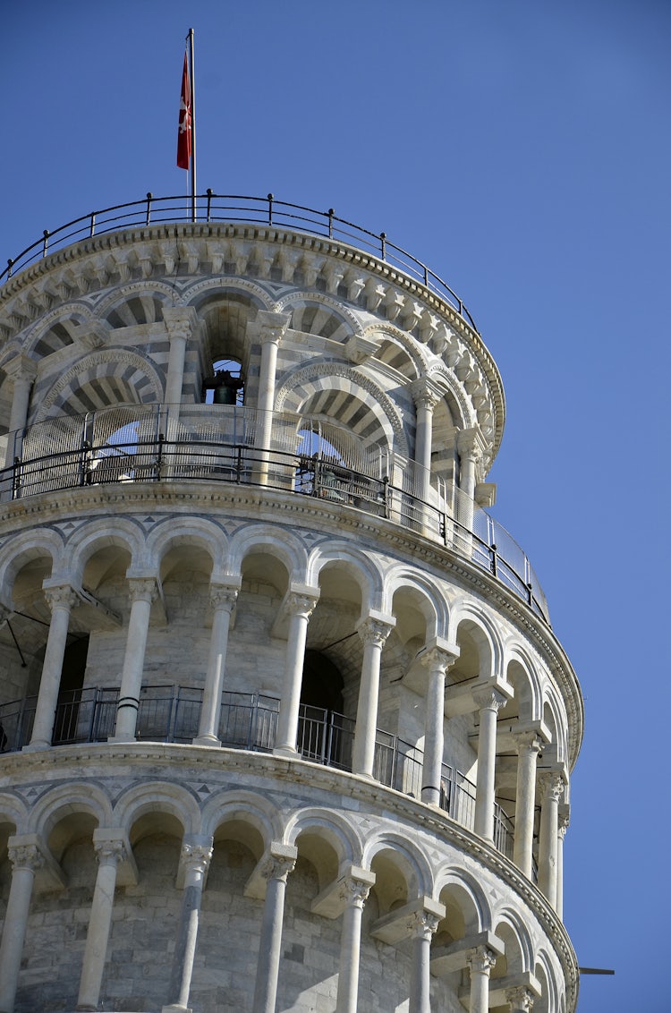 pisa leaning tower