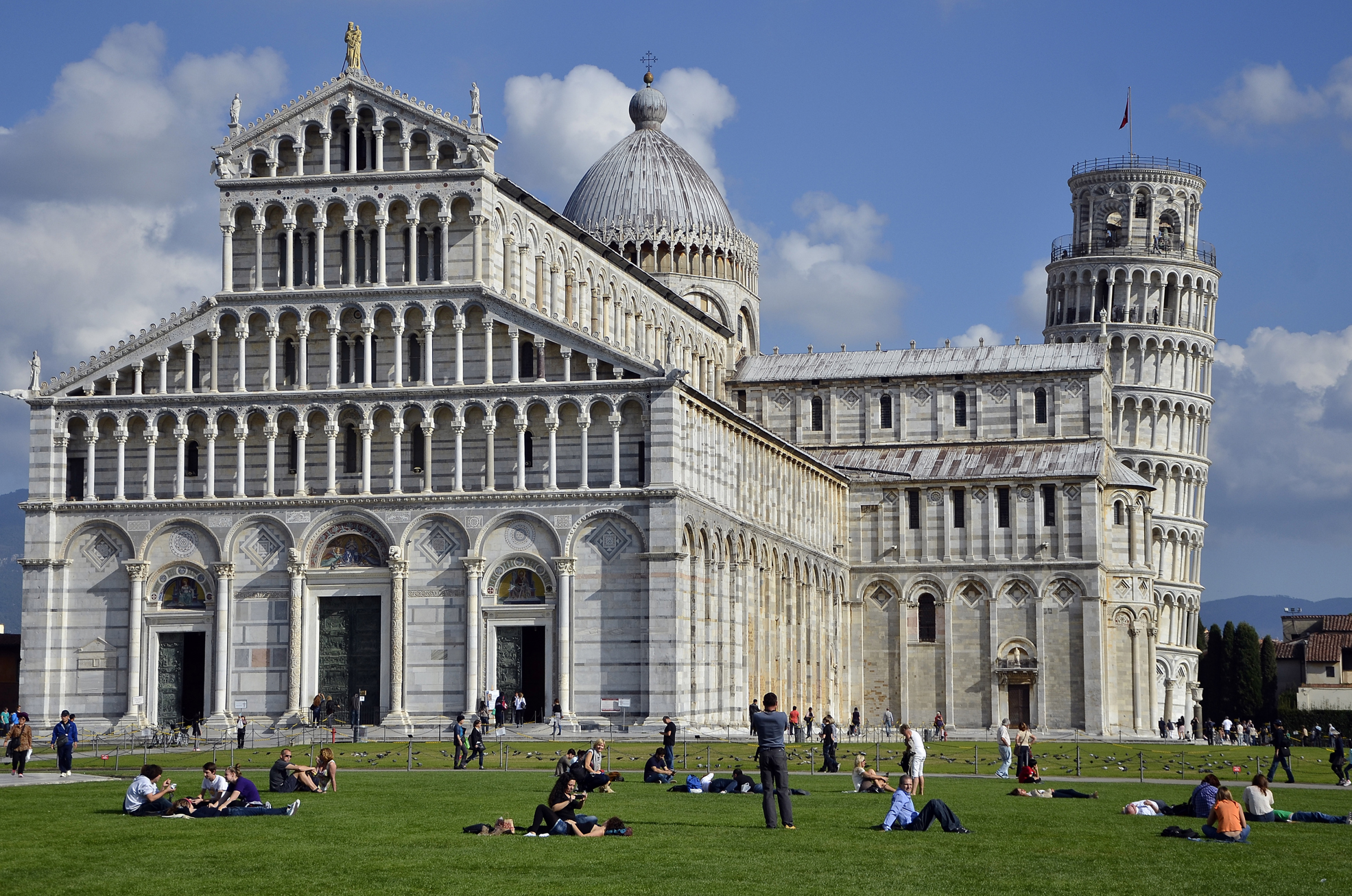 Pisa Italy Tourist Guide to Visiting the Leaning Tower of Pisa