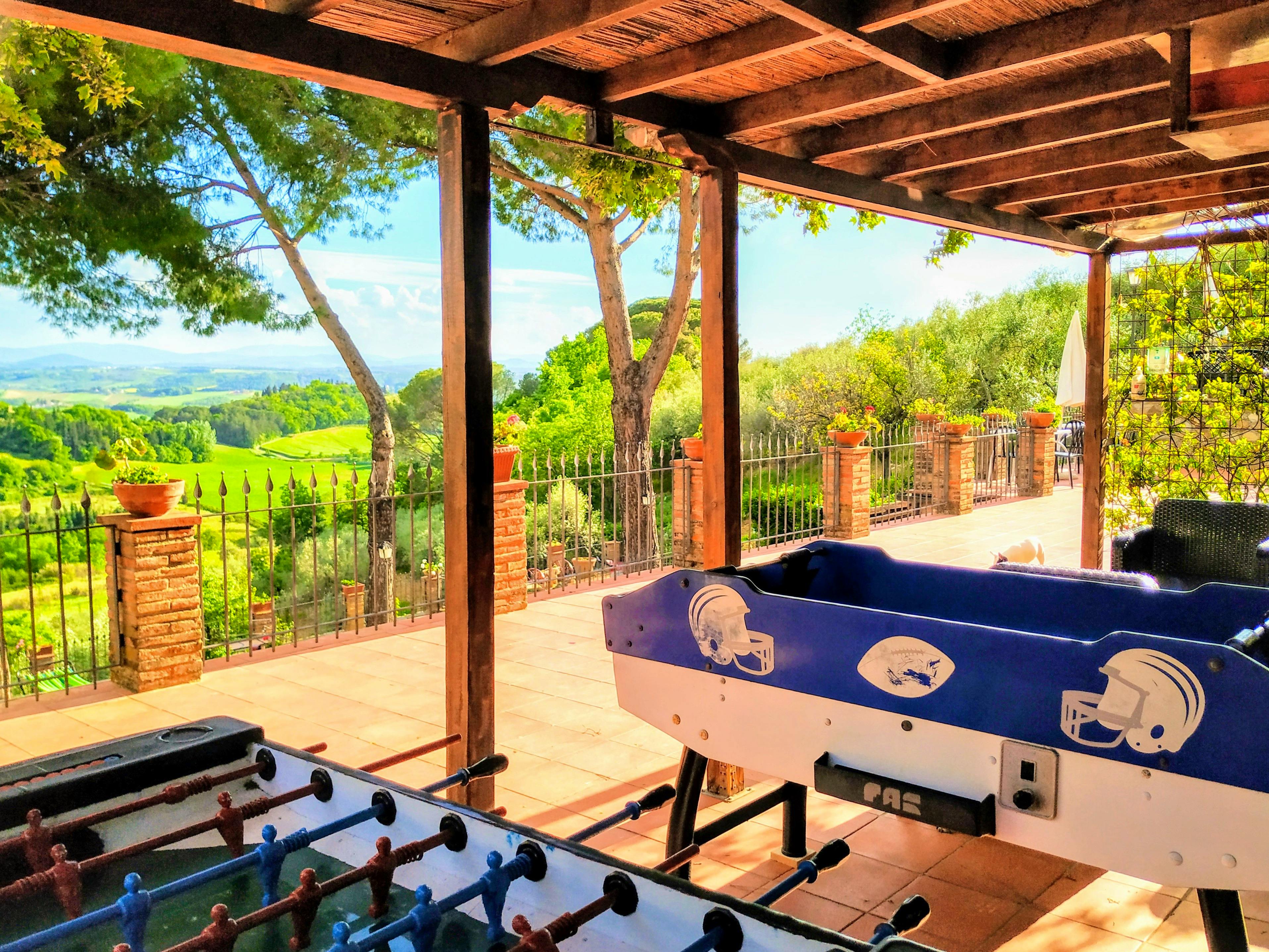 Agriturismo Vernianello,Chianti accommodation with pool near