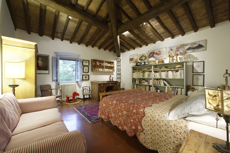Bedroom suite at Candida Chianti House