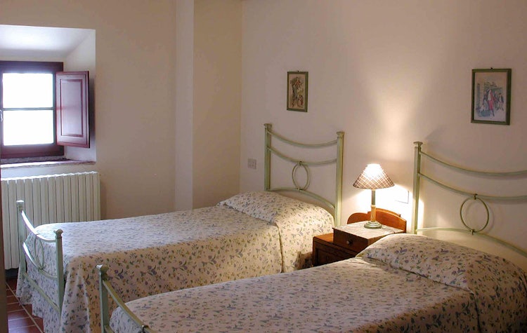 Twin bedroom at Agriturismo Montalbino