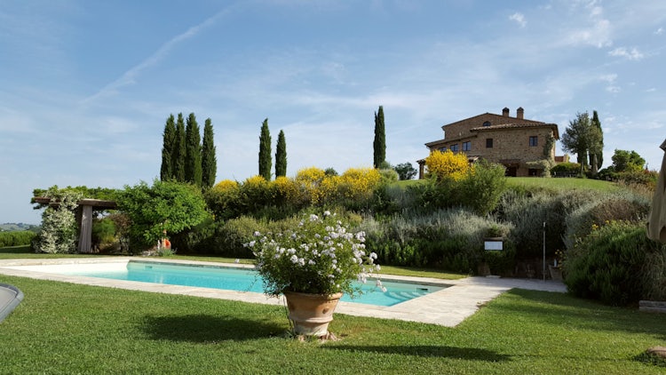 Podere Cunina Agriturismo with pool near Siena
