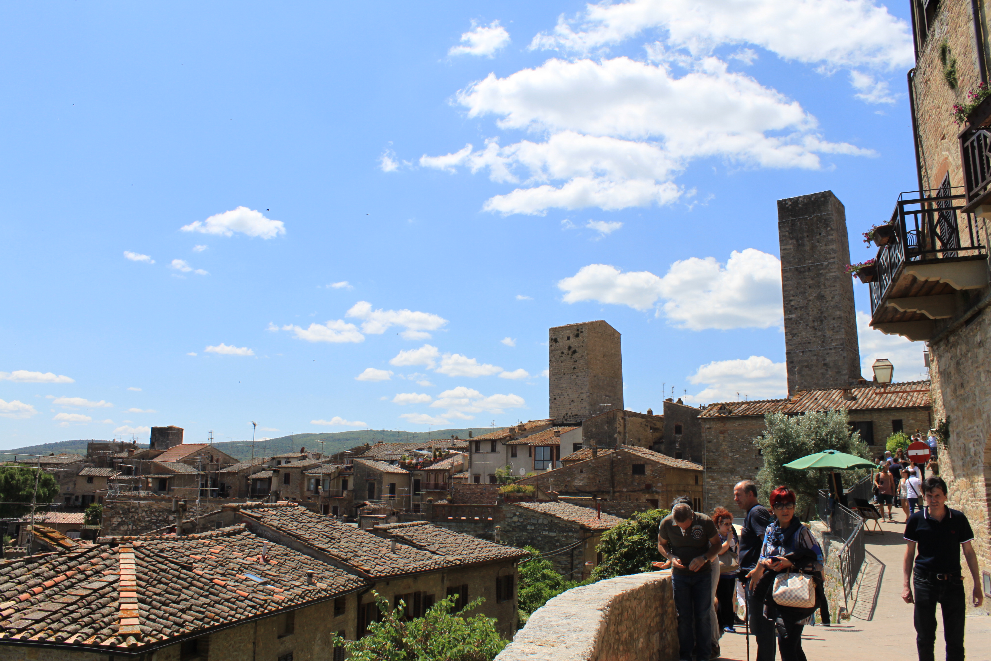 How to Reach San Gimignano By Car Train and Bus from Florence and