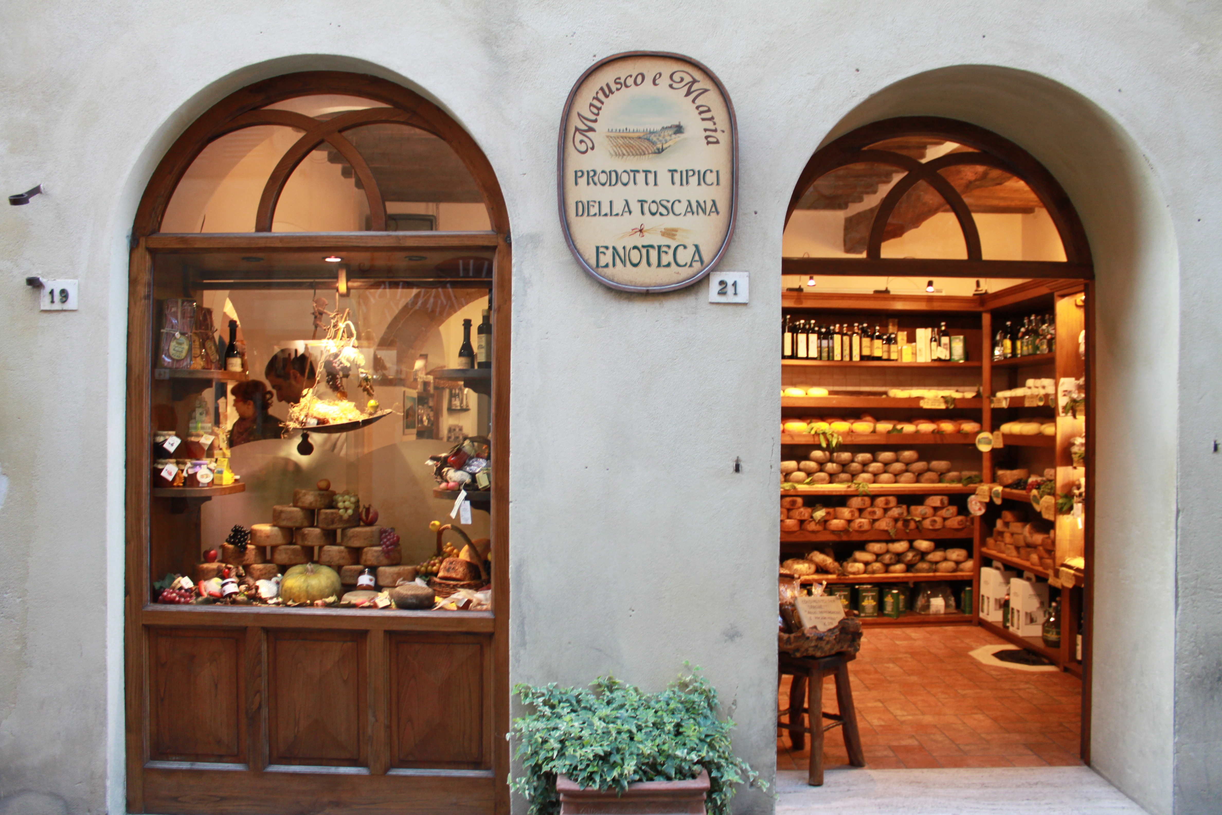 I migliori souvenir dalla Toscana 5 idee di regali da portare a casa