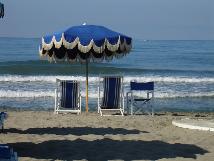 Viareggio & Beaches: DiscoverTuscany team Reviews the Best Tours Departing from Pisa